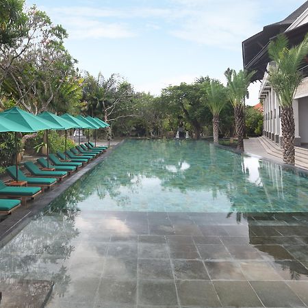 Puri Santrian Beach Resort And Spa Sanur  Exterior photo