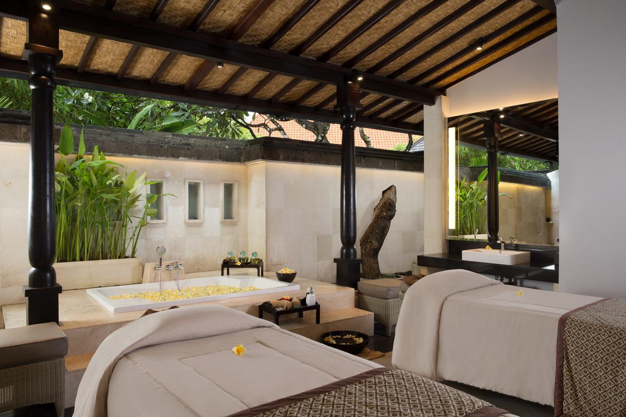 Puri Santrian Beach Resort And Spa Sanur  Exterior photo