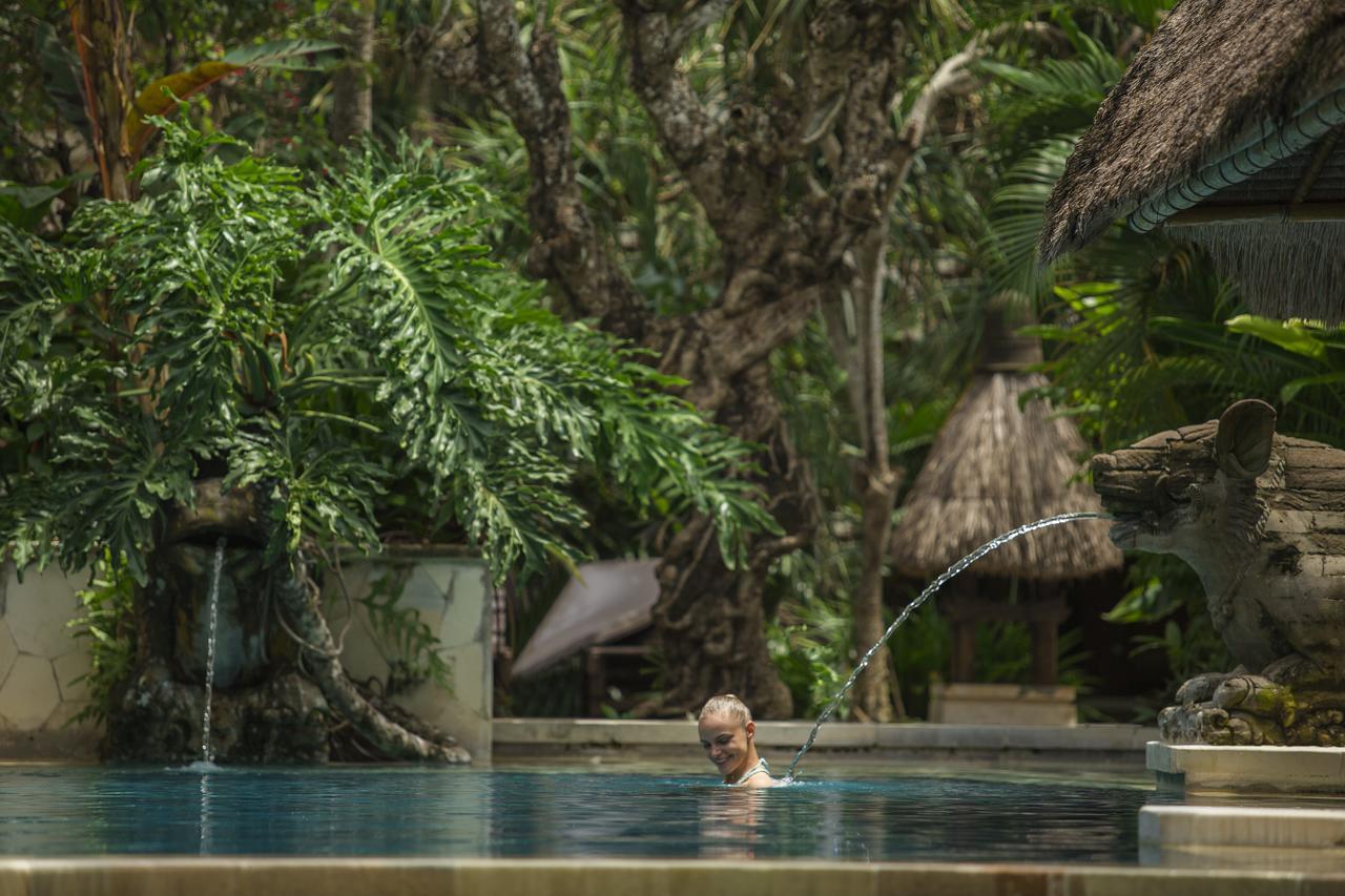 Puri Santrian Beach Resort And Spa Sanur  Exterior photo