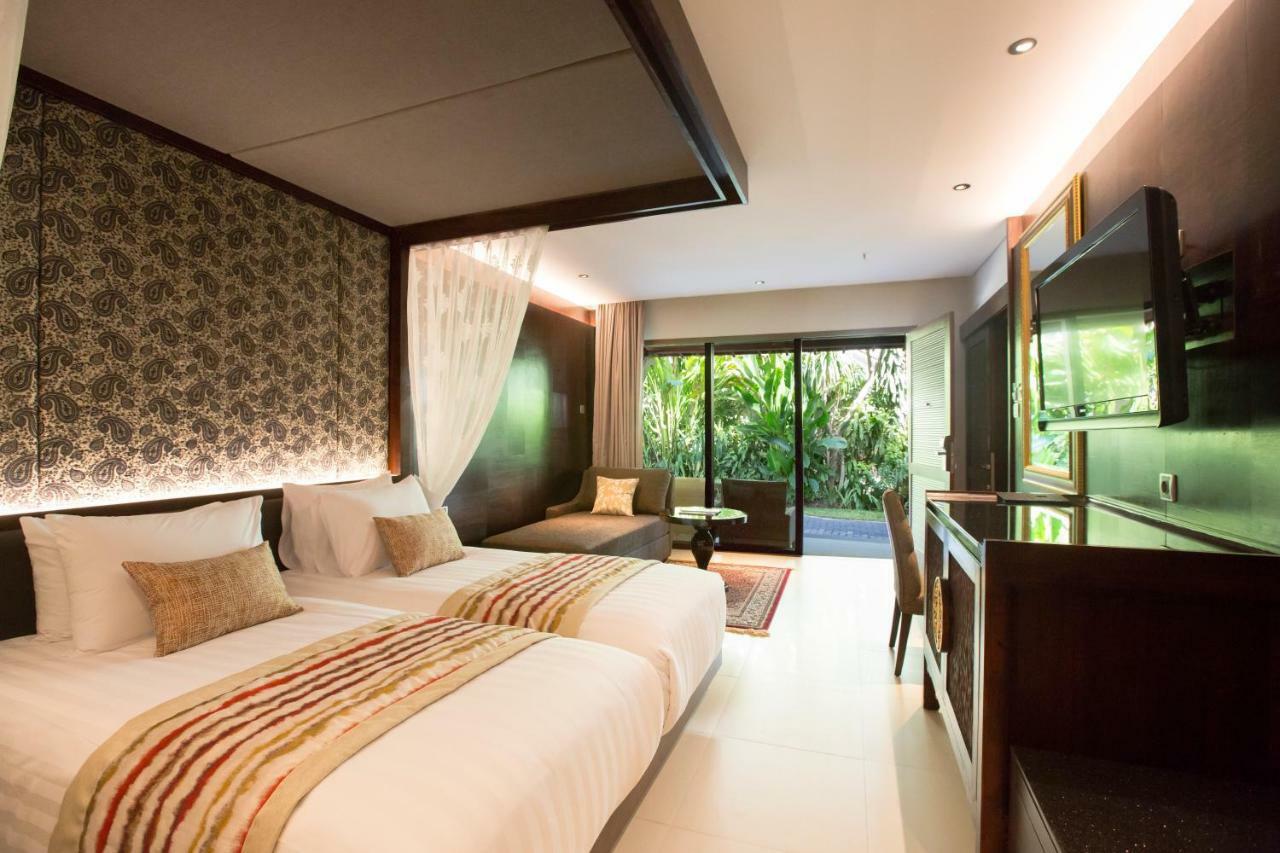 Puri Santrian Beach Resort And Spa Sanur  Exterior photo