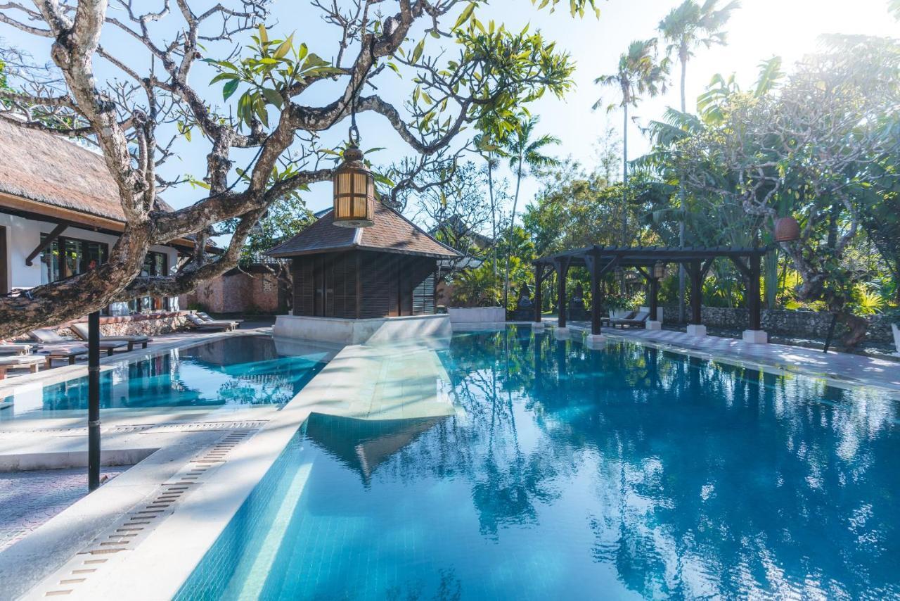 Puri Santrian Beach Resort And Spa Sanur  Exterior photo